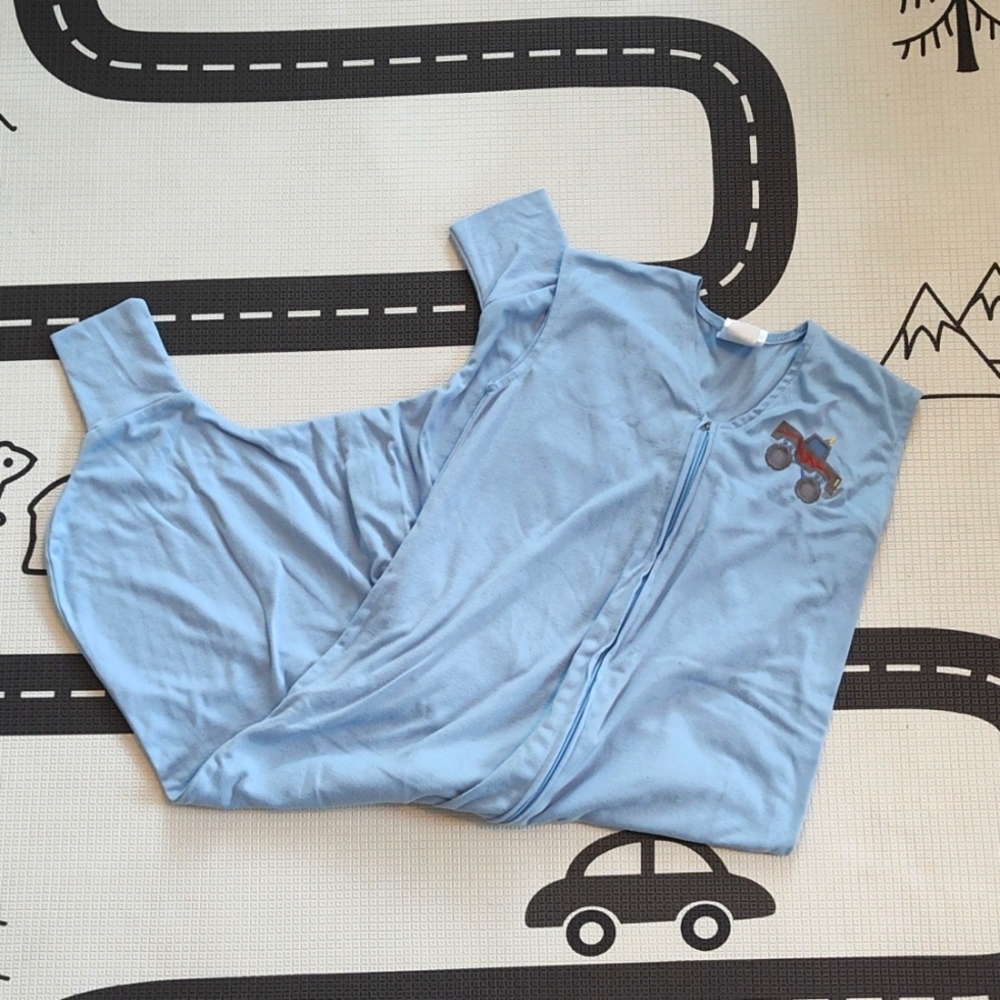 Halo Big Kids footed sleep sack size 4t-5t